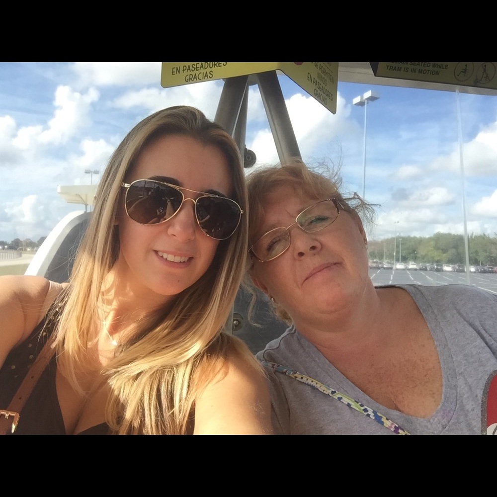 Meet your Posher, Michelle